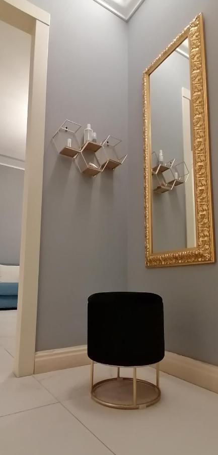 Mercanti Apts Via Passarella Милано Екстериор снимка